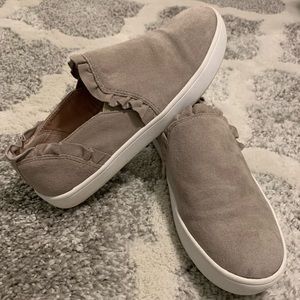 Kate Spade Lilly Ruffle Slip-on Sneaker